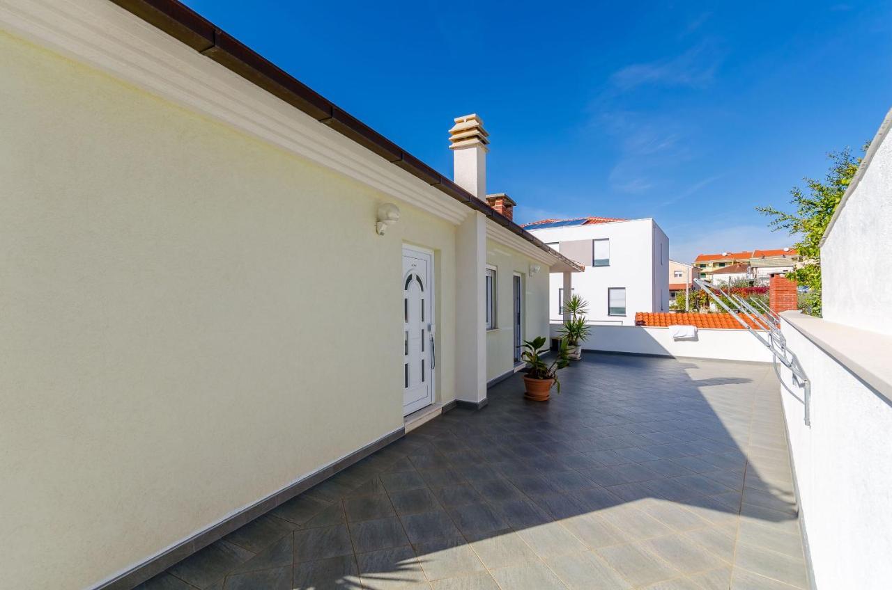 Apartments Palm Tree Trogir Exterior photo