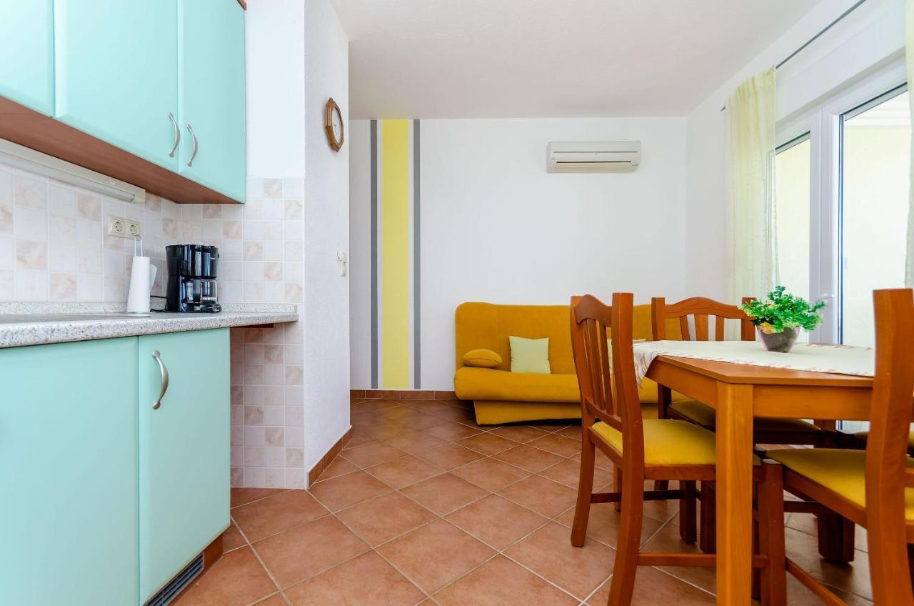Apartments Palm Tree Trogir Exterior photo