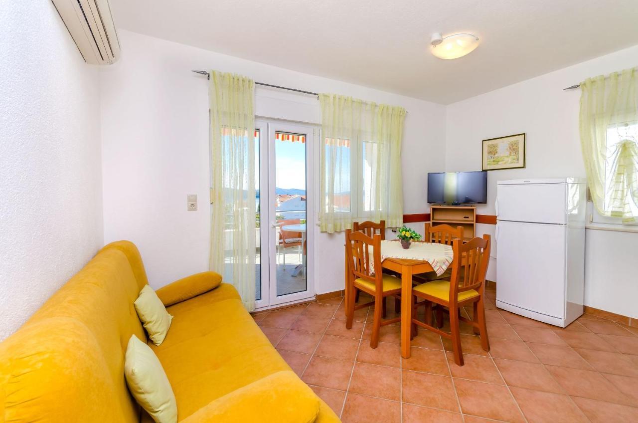Apartments Palm Tree Trogir Exterior photo