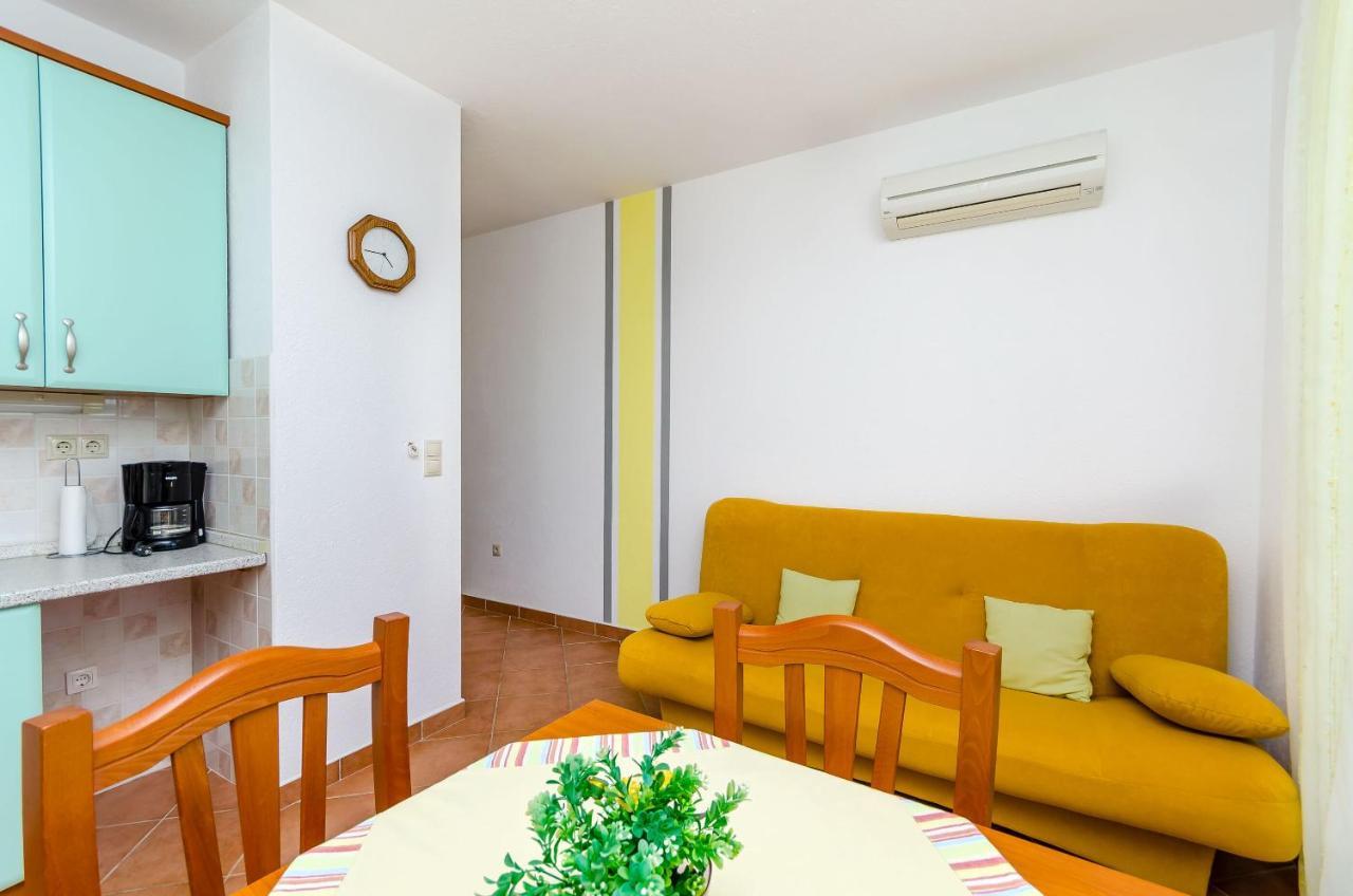 Apartments Palm Tree Trogir Exterior photo