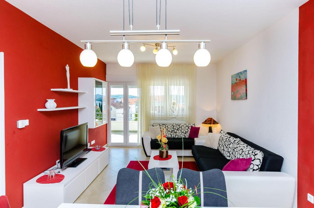 Apartments Palm Tree Trogir Exterior photo