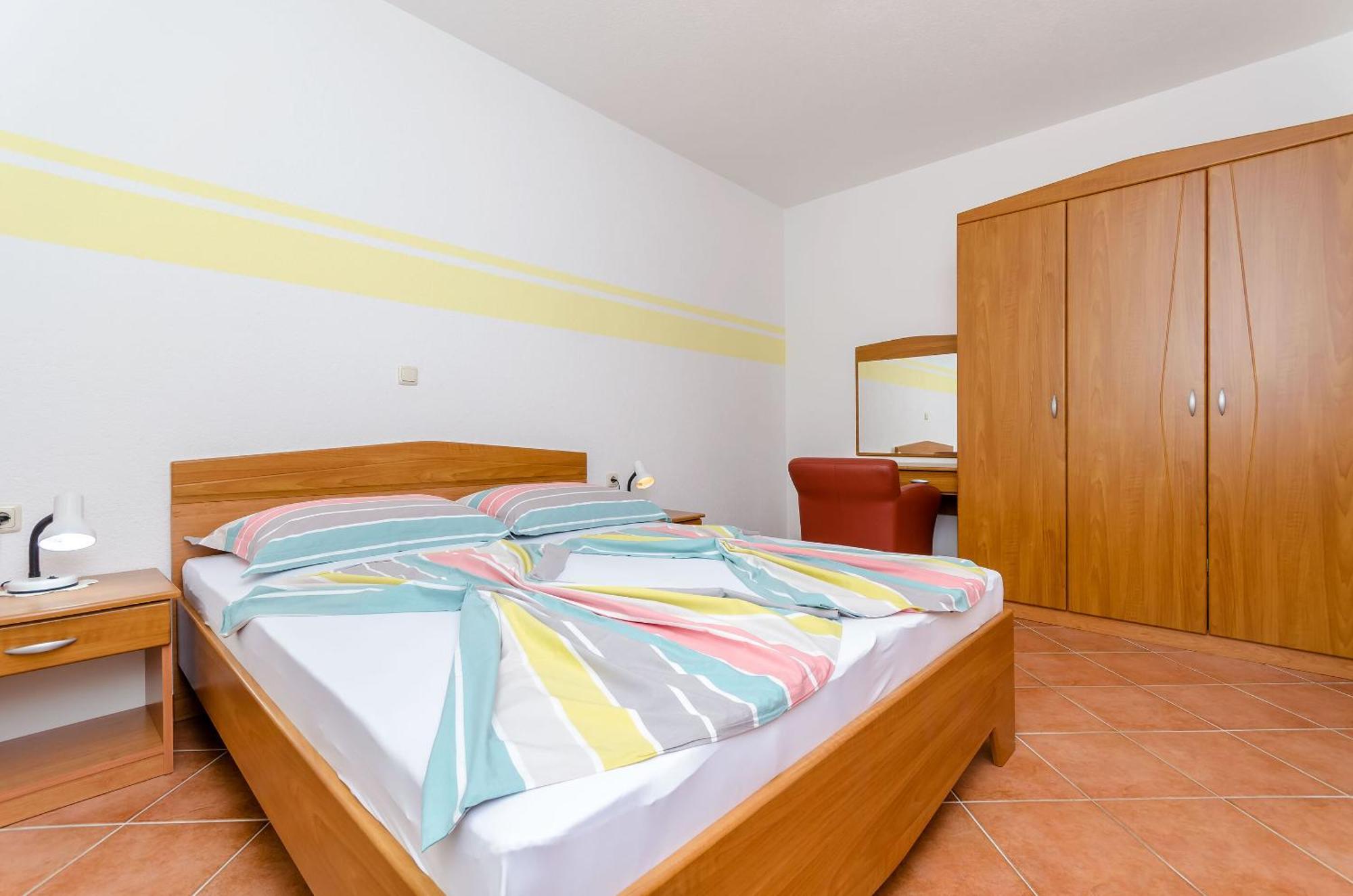 Apartments Palm Tree Trogir Exterior photo